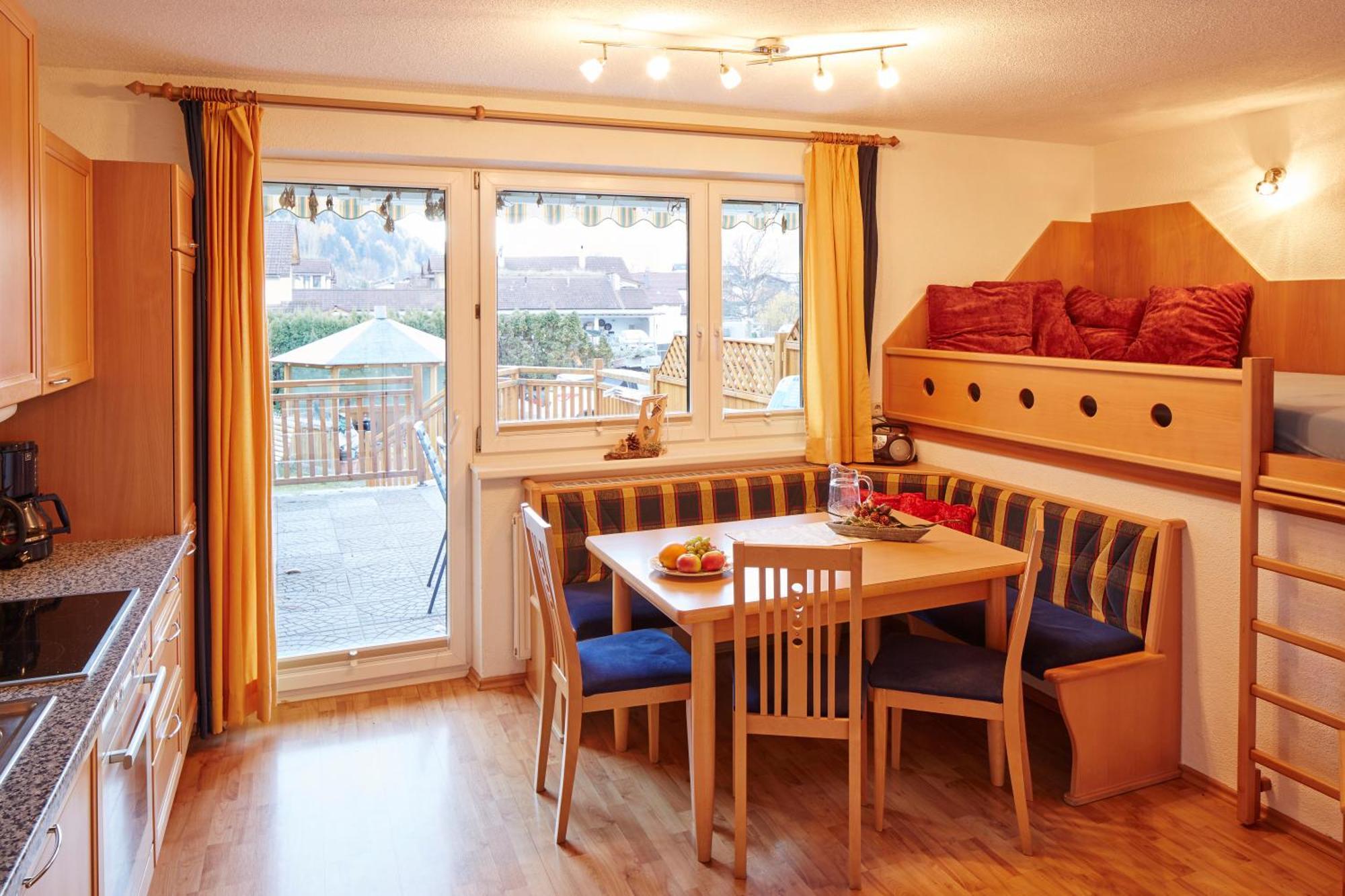 Das Edelweiss - Apartment Kuprian Ried im Oberinntal Kültér fotó