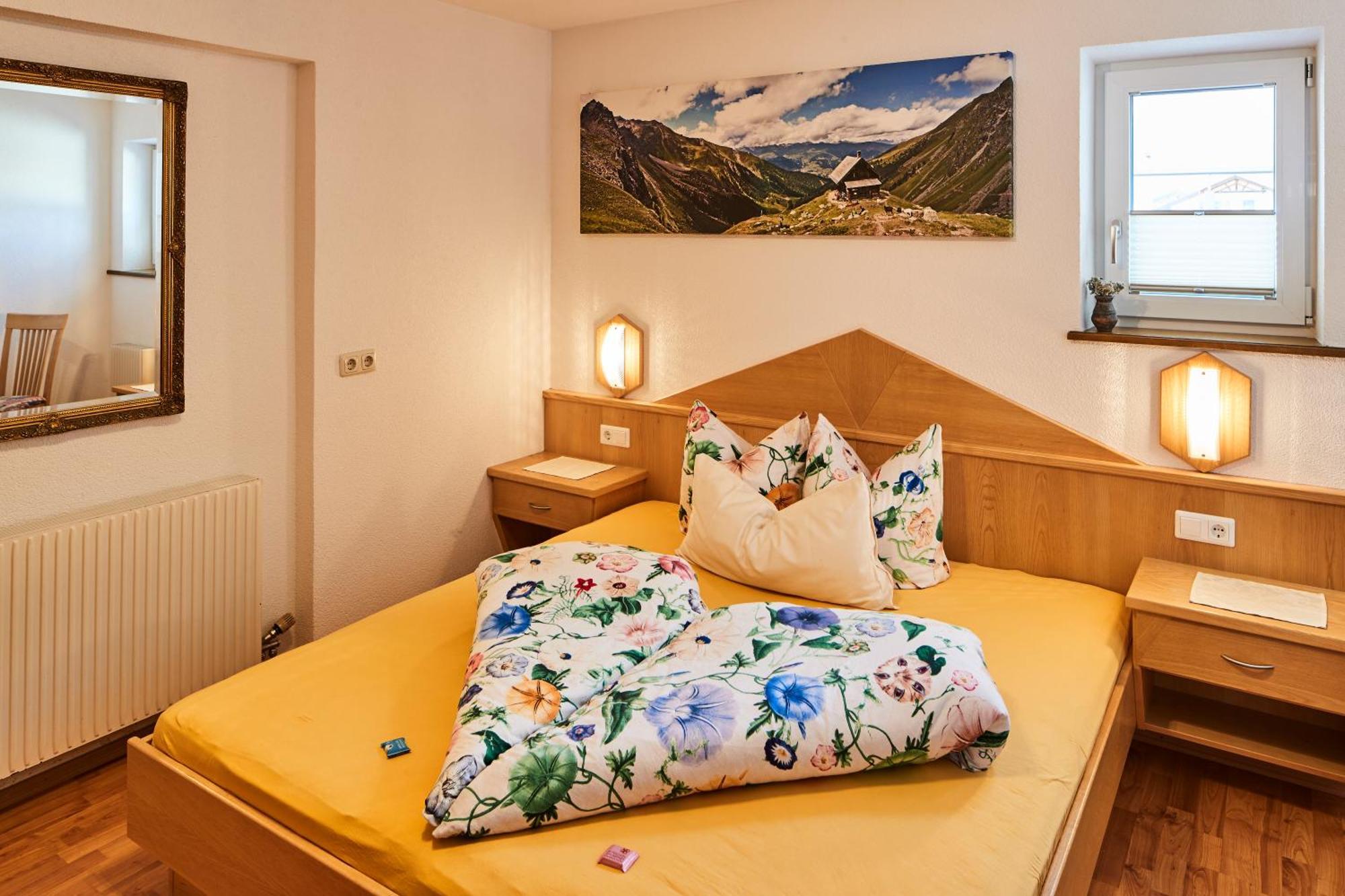 Das Edelweiss - Apartment Kuprian Ried im Oberinntal Kültér fotó